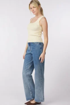 AWARE Top Poppy Sl Square