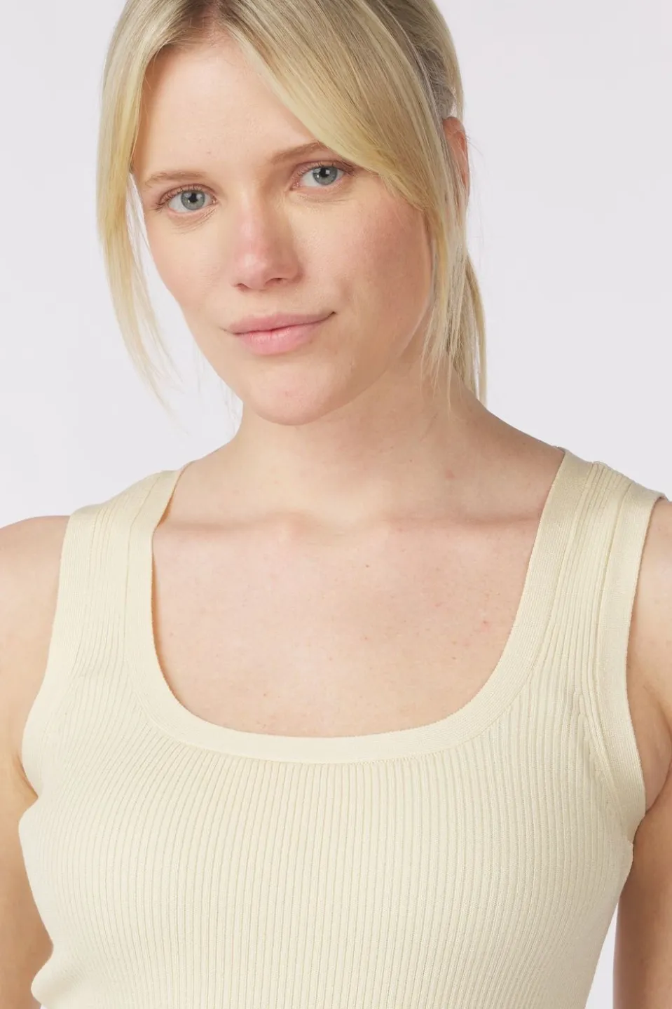 AWARE Top Poppy Sl Square