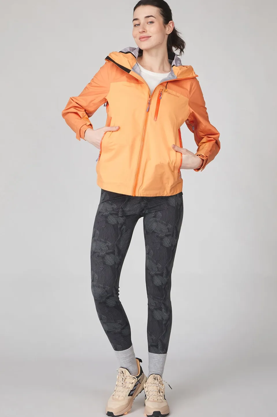 Ayacucho Regenjas Mountain Peak 3L W