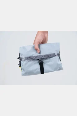 Cocoon Toilettas Hanging Toiletry Kit - Minimalist Light