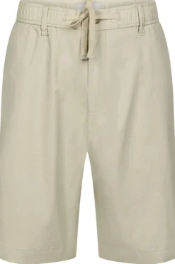 Dstrezzed Short Logan