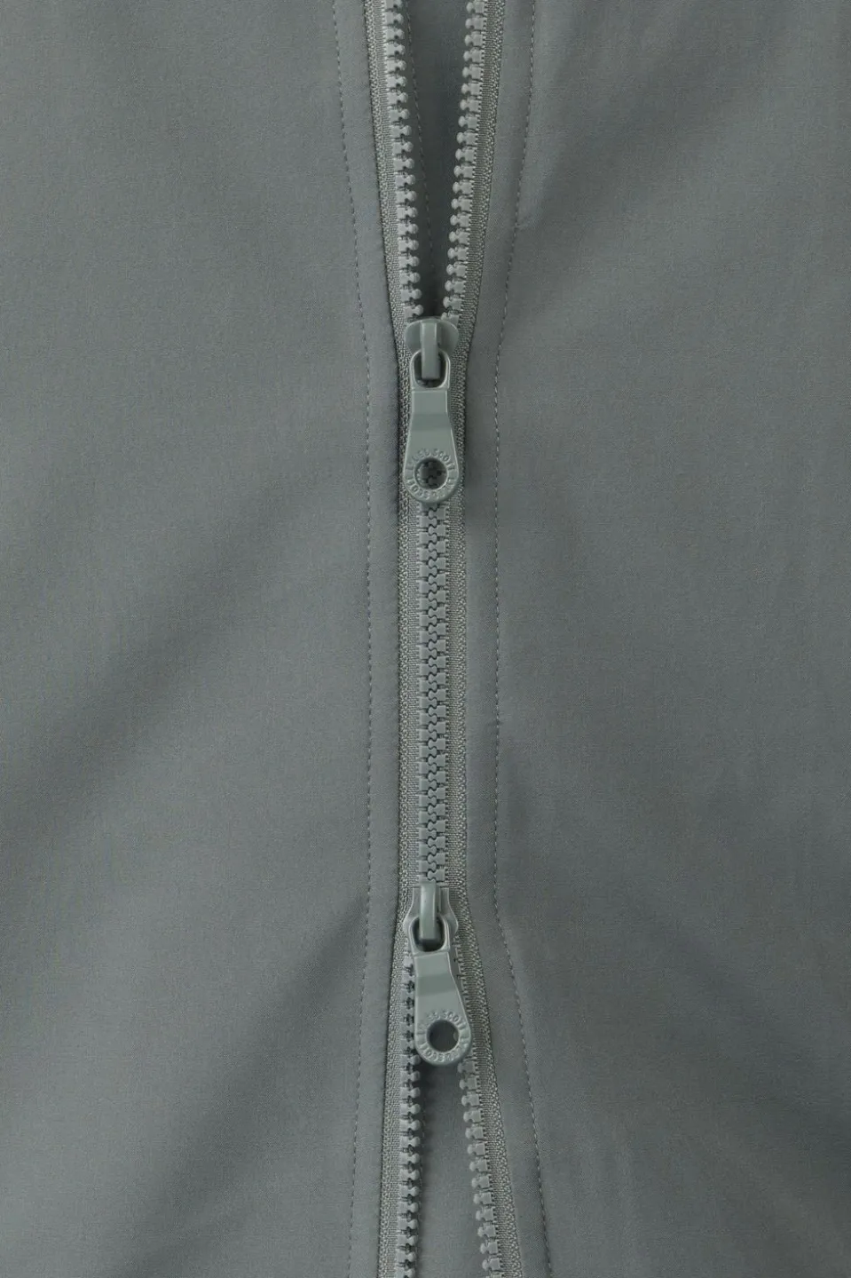 Lyle & Scott Jas Keyline Windbreaker Legacy
