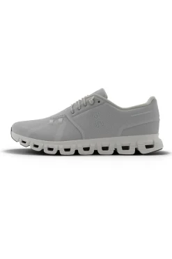 On Wandelschoenen Cloud 6