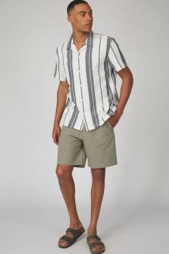 Selected Short Regular-Karl Seersucker