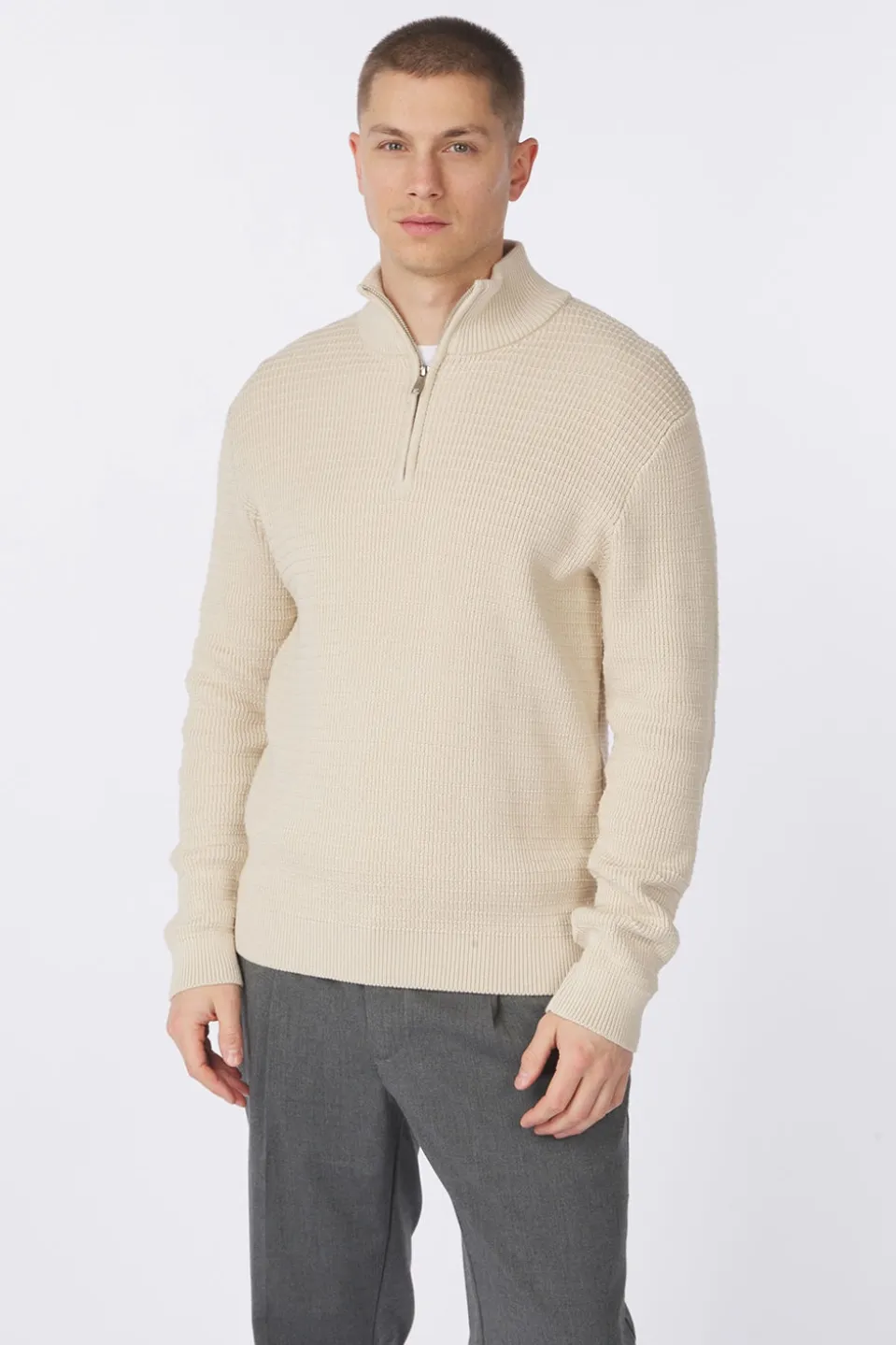 Selected Trui Theo