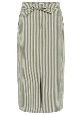 Soaked in Luxury Rok Sllibby Maisa