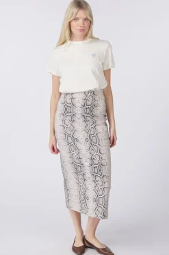 Soaked in Luxury Rok Slxala Pencil